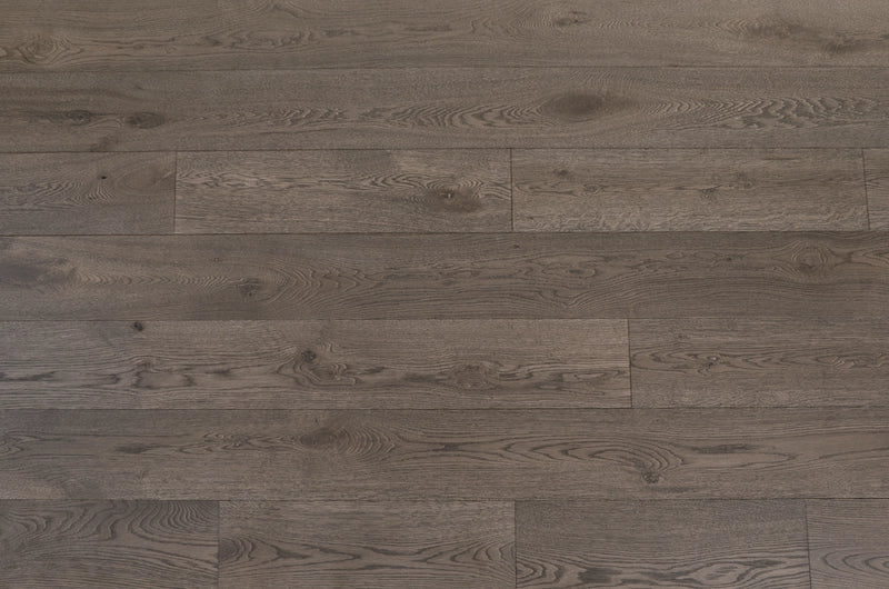 High Traffic Wire Brushed Live Sawn White Oak