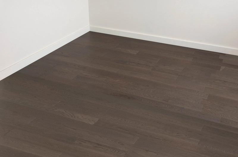 High Traffic Wire Brushed Plain Sawn White Oak