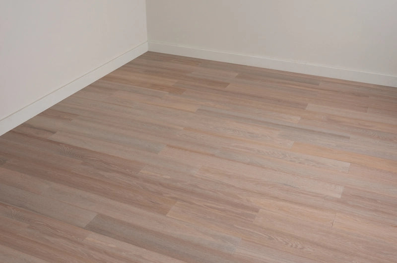High Traffic Wire Brushed Plain Sawn White Oak