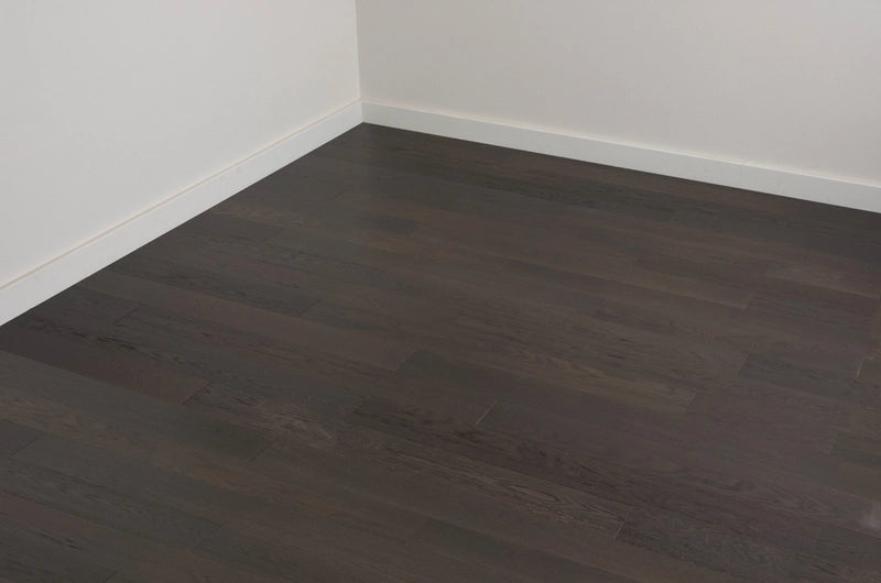 High Traffic Wire Brushed Plain Sawn White Oak
