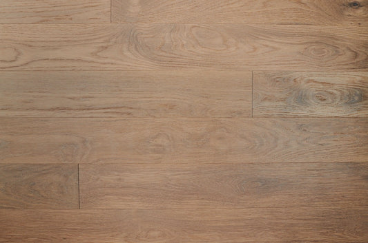 High Traffic Wire Brushed Plain Sawn White Oak